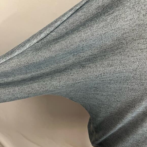 ONE WORLD | Gray/Blue Rhinestone Polar Bear Comfy Sweatshirt | Women's Large - Picture 6 of 9